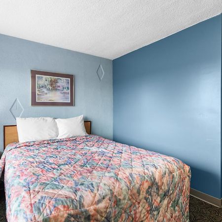 Broadway Inn Council Bluffs Exterior foto